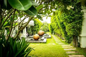 Palm Grove Resort