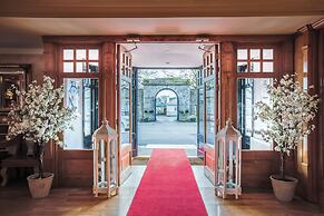 Castle Arch Hotel