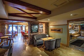 Castle Arch Hotel