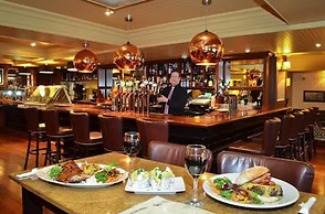 Lawlors Hotel