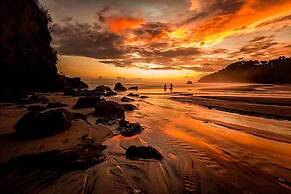 Makanda by the Sea