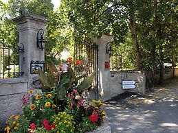 Chateau de Challanges