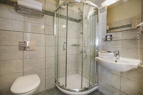 Ionian Plaza Hotel & Spa