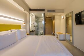 Ionian Plaza Hotel & Spa