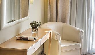 Ionian Plaza Hotel & Spa