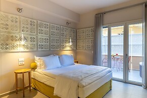 Ionian Plaza Hotel & Spa