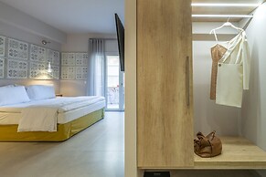 Ionian Plaza Hotel & Spa
