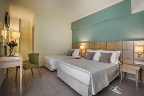 Ionian Plaza Hotel & Spa