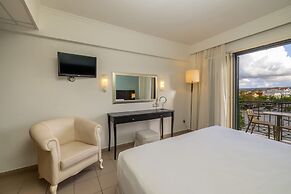 Ionian Plaza Hotel & Spa
