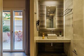 Ionian Plaza Hotel & Spa
