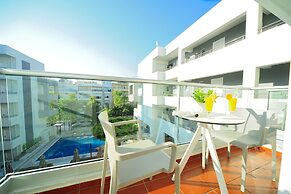 Atrium Ambiance Hotel