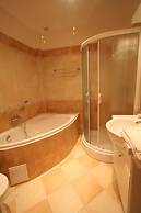 Aparthotel Susa