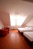 Aparthotel Susa