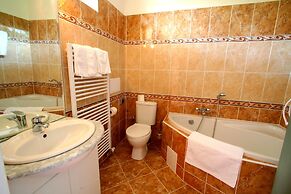 Aparthotel Susa