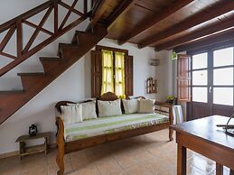 Anna Traditional Apartments
