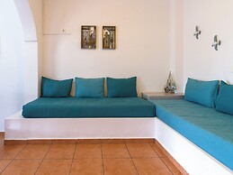 Anna Traditional Apartments