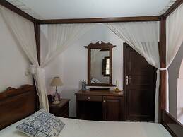 Anna Traditional Apartments