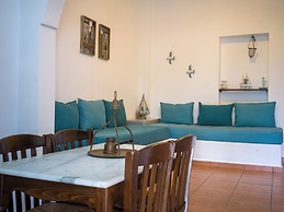 Anna Traditional Apartments
