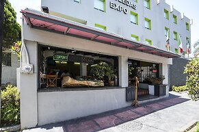 Hotel Arboledas Expo