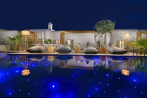 Hotel Petinos