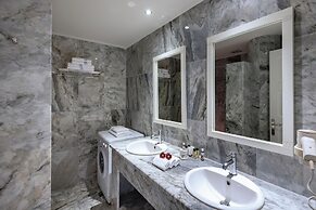 Hotel Petinos