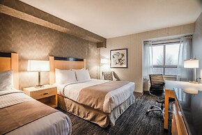 Monte Carlo Inn Barrie Suites