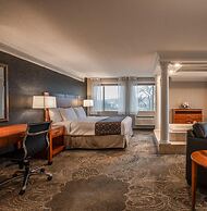 Monte Carlo Inn Barrie Suites