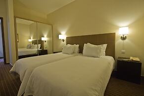 Hotel Girassol - Suite Hotel