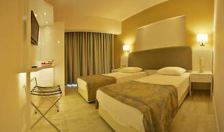 Maris Beach Otel