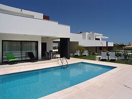 Novochoro Apartments