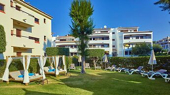 Oceanus Aparthotel