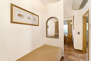 Oceanus Aparthotel