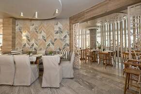 Nefeli Hotel