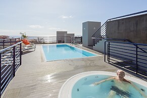 Terrace Mar