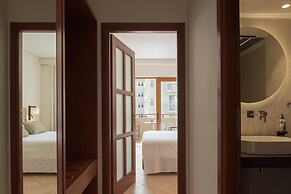 Theartemis Palace