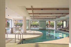 Theartemis Palace