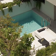 Theartemis Palace