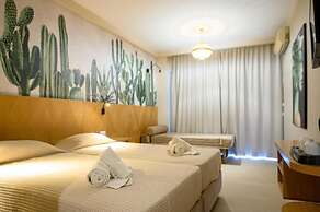 Malia Bay Beach Hotel & Bungalows