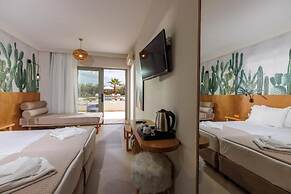 Malia Bay Beach Hotel & Bungalows