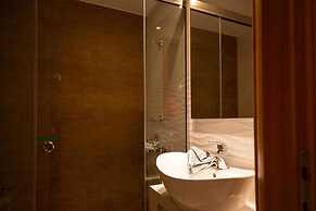 Malia Bay Beach Hotel & Bungalows