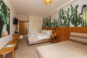 Malia Bay Beach Hotel & Bungalows
