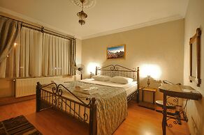 Nomads Cave Hotel & Rooftop