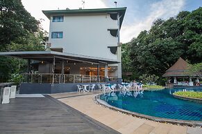 Peach Hill Resort