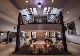 Westgrove Hotel
