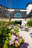 Westgrove Hotel