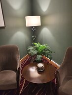 Westgrove Hotel