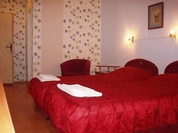 Ani Hotel