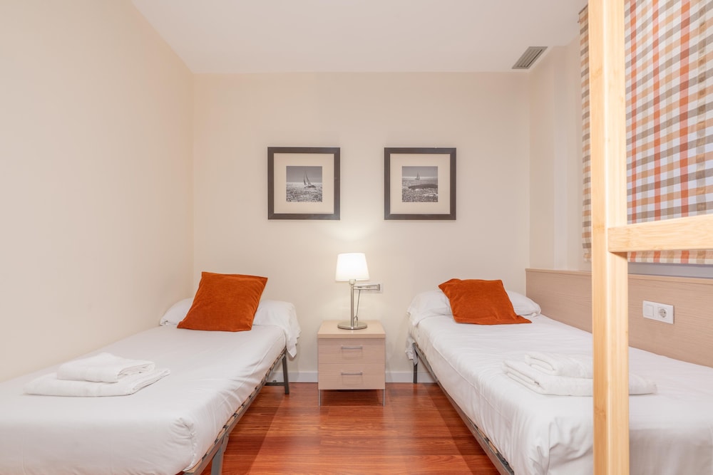 Serennia Cest Apartamentos Arc de Triomf