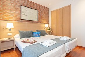 Serennia Cest Apartamentos Arc de Triomf