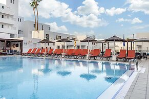 Sunset Bay Club